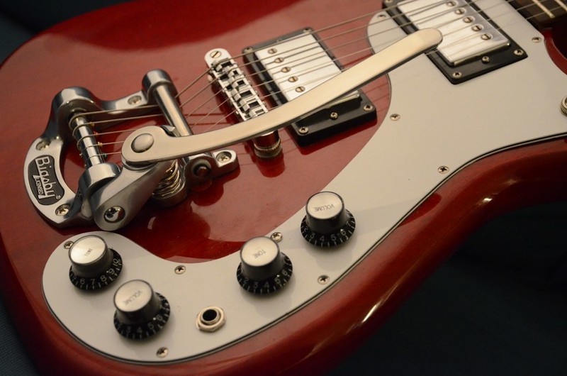The story of 1961 Epiphone Wilshire guitar