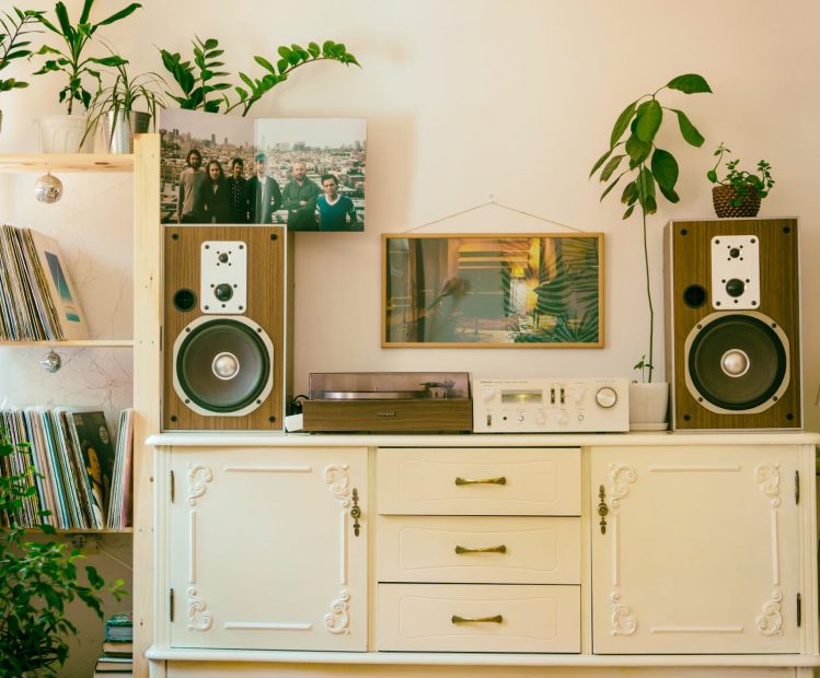 How to Set Up a Home Hi-Fi System